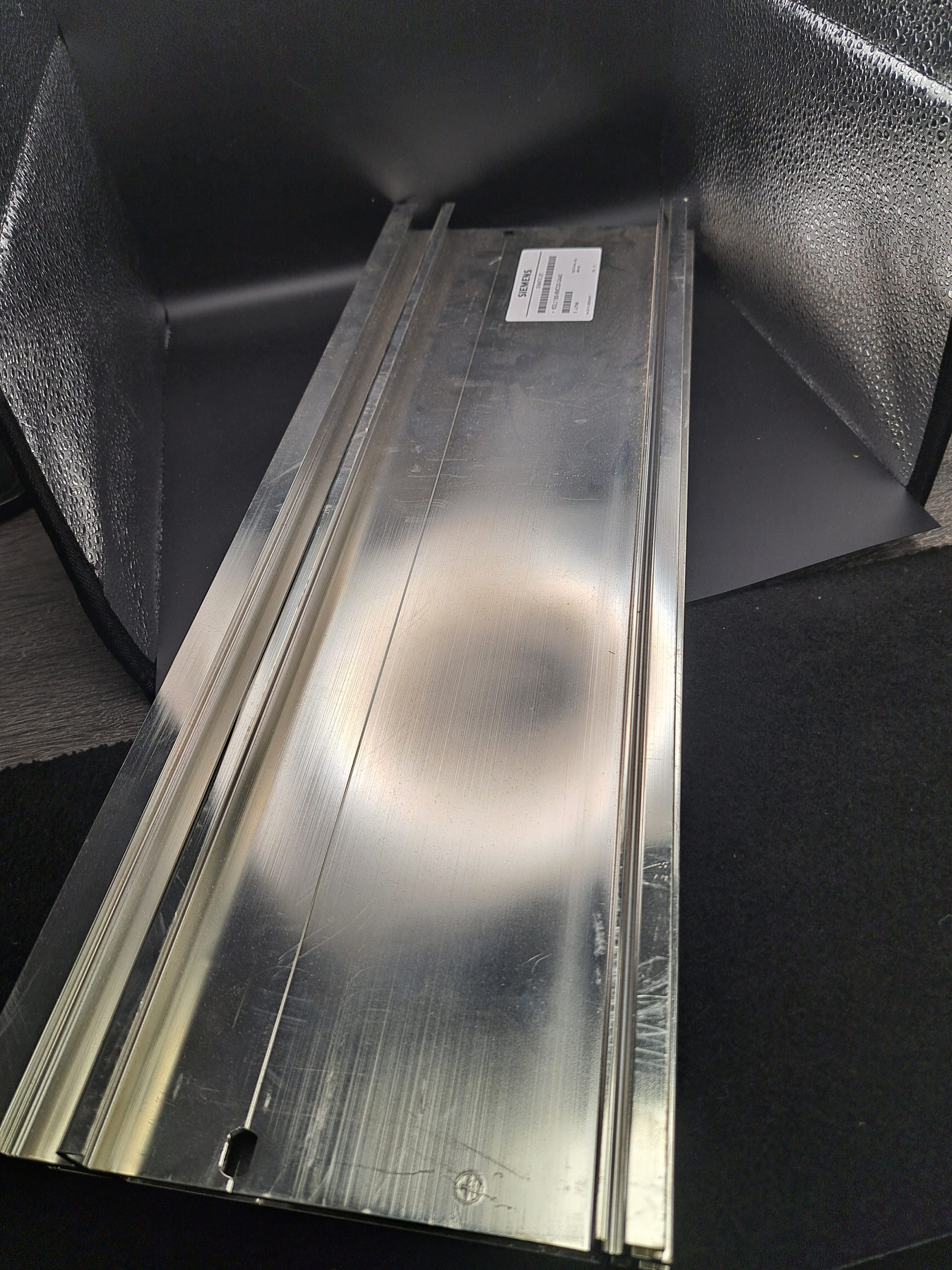 6DL1193-6MC00-0AA0 – Siemens, ET 200SP HA mounting rail 482 mm