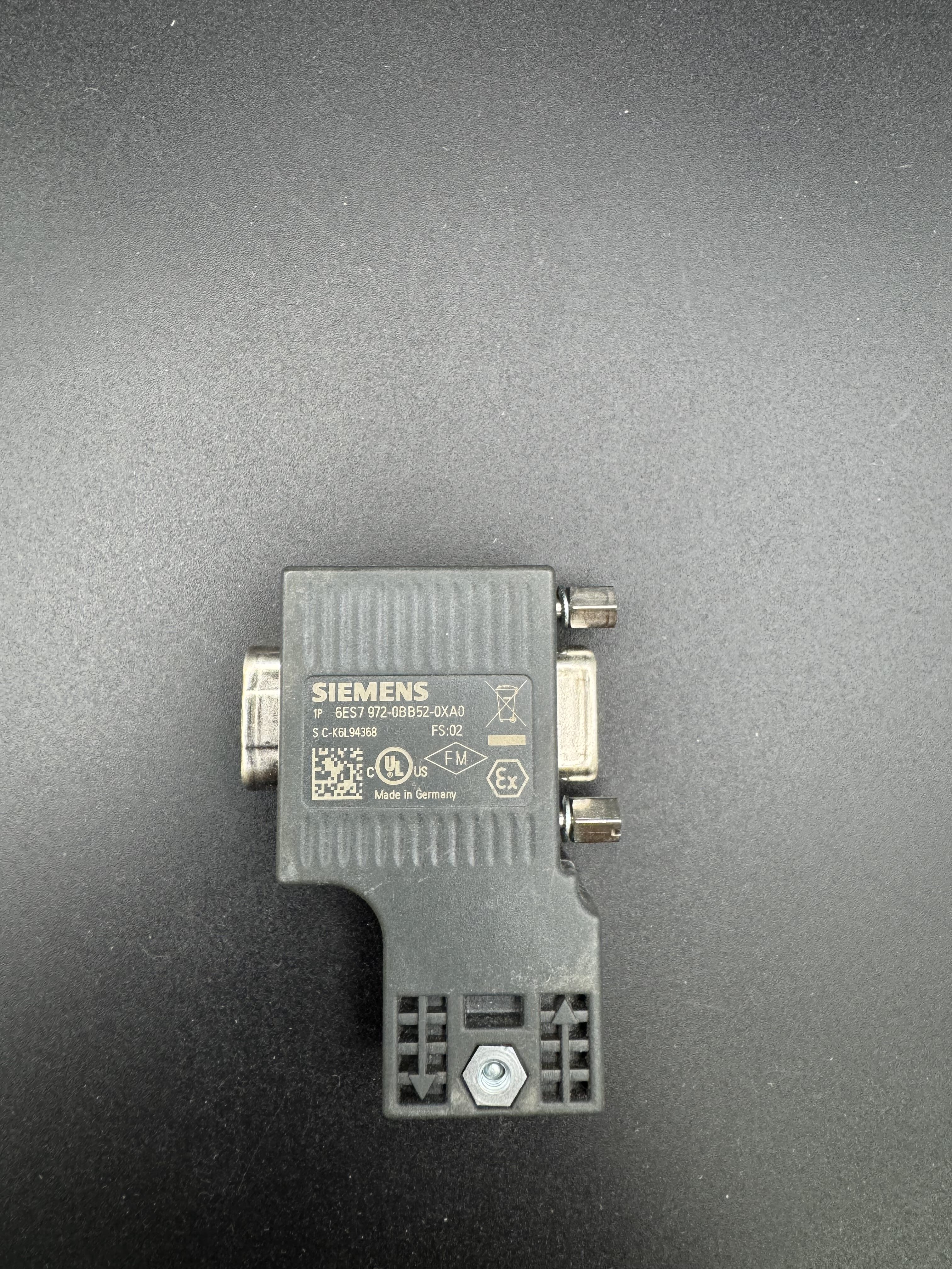 6ES7-972-0BB52-0XA0 – Siemens, Accessories, SIMATIC DP PROFIBUS connector